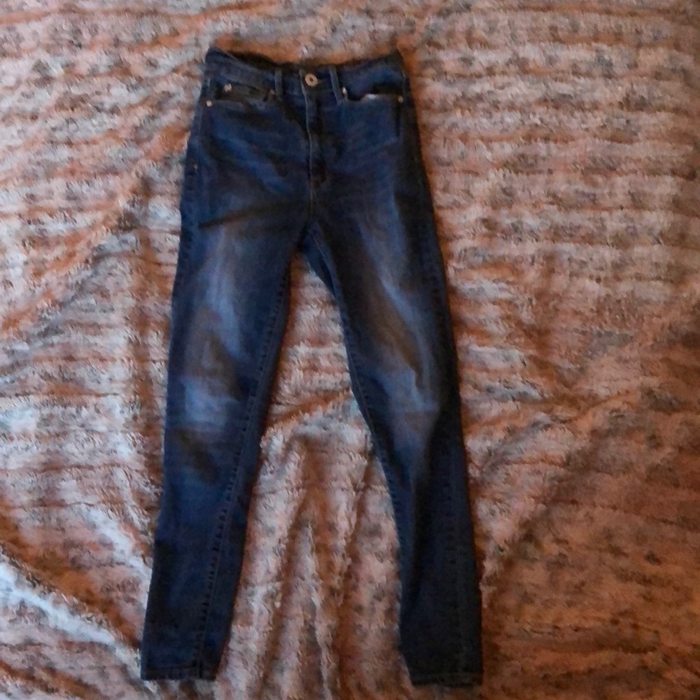 Denizen Levi’s jeans